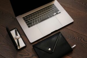 valery fedotov kCLoc knAgc unsplash